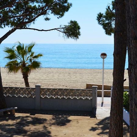 La Torre - Villa Rosamar Beach Cambrils Bagian luar foto
