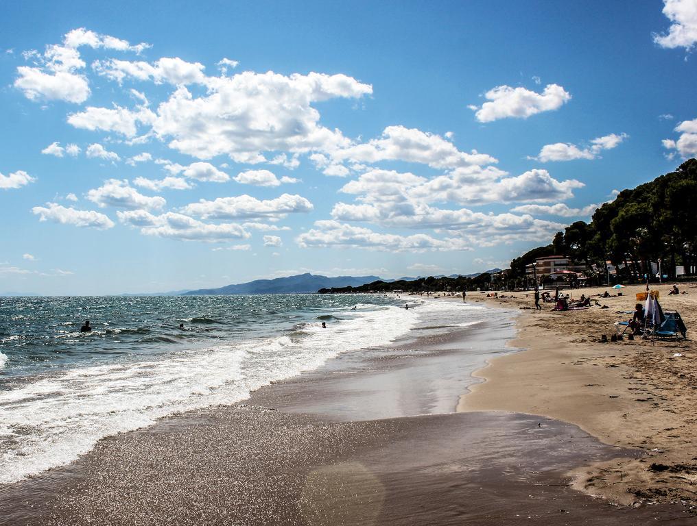 La Torre - Villa Rosamar Beach Cambrils Ruang foto