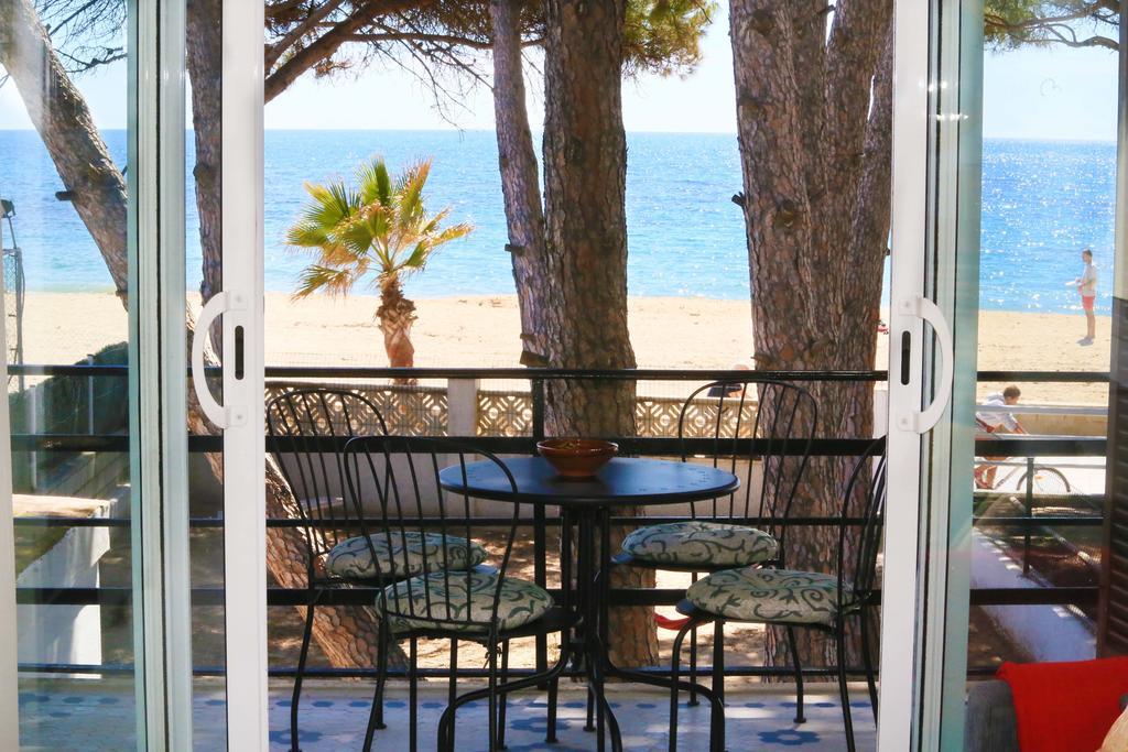 La Torre - Villa Rosamar Beach Cambrils Bagian luar foto