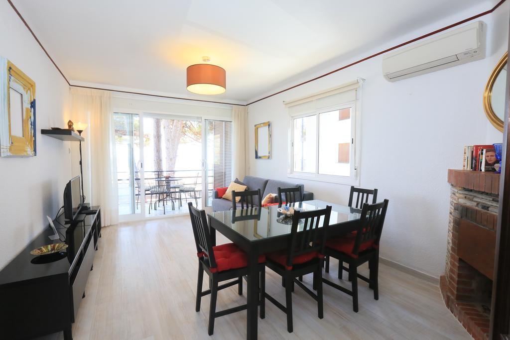 La Torre - Villa Rosamar Beach Cambrils Bagian luar foto